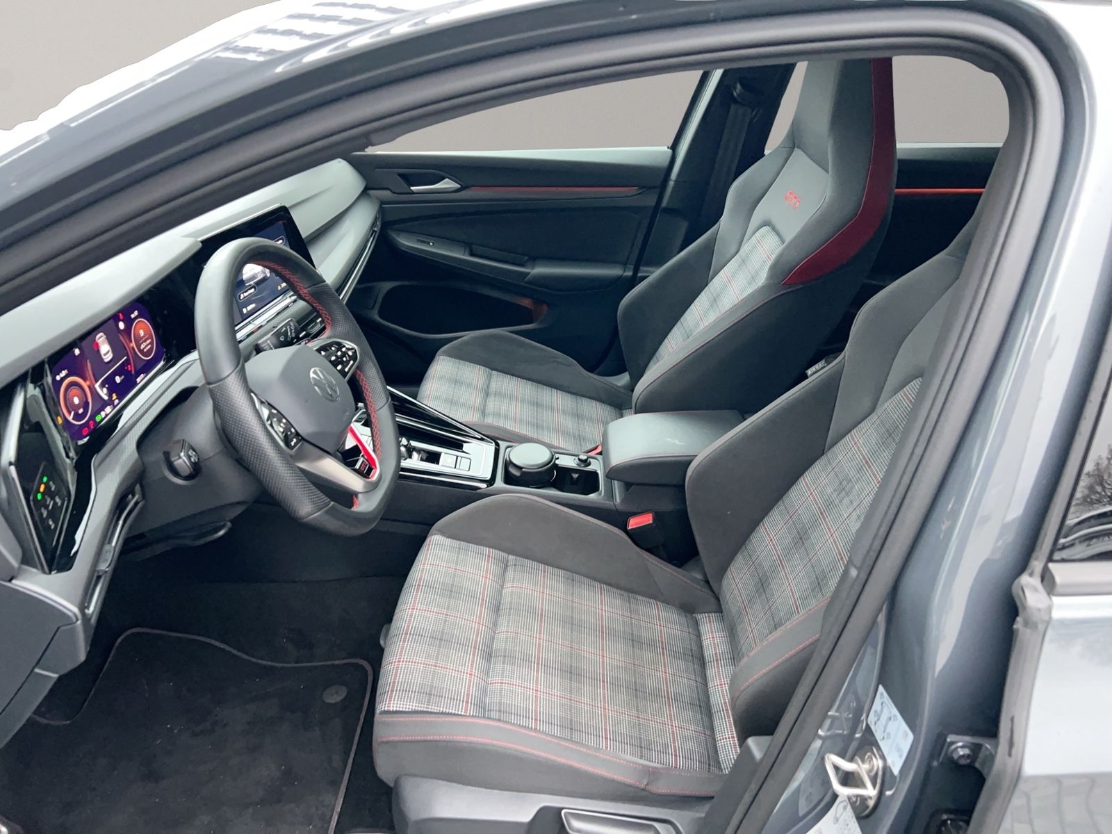 Golf VIII GTI, IQ Light, Sthzg, PANO, Kessy, Bus