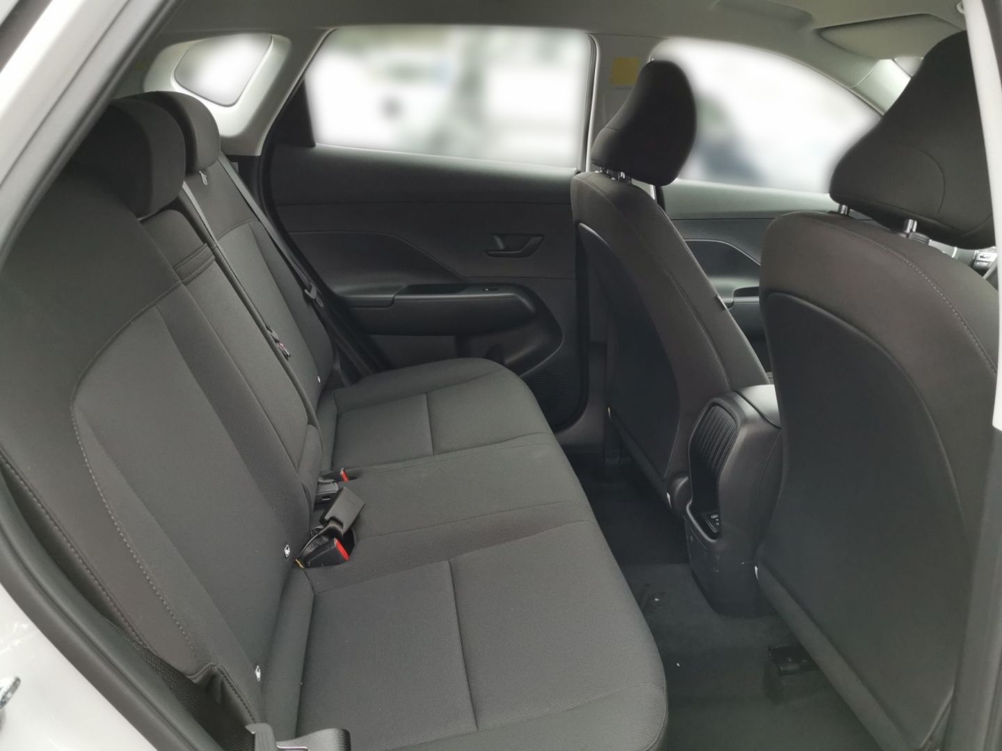 Fahrzeugabbildung Hyundai KONA Select Hybrid Voll-LED Navi Smartkey ACC Kl