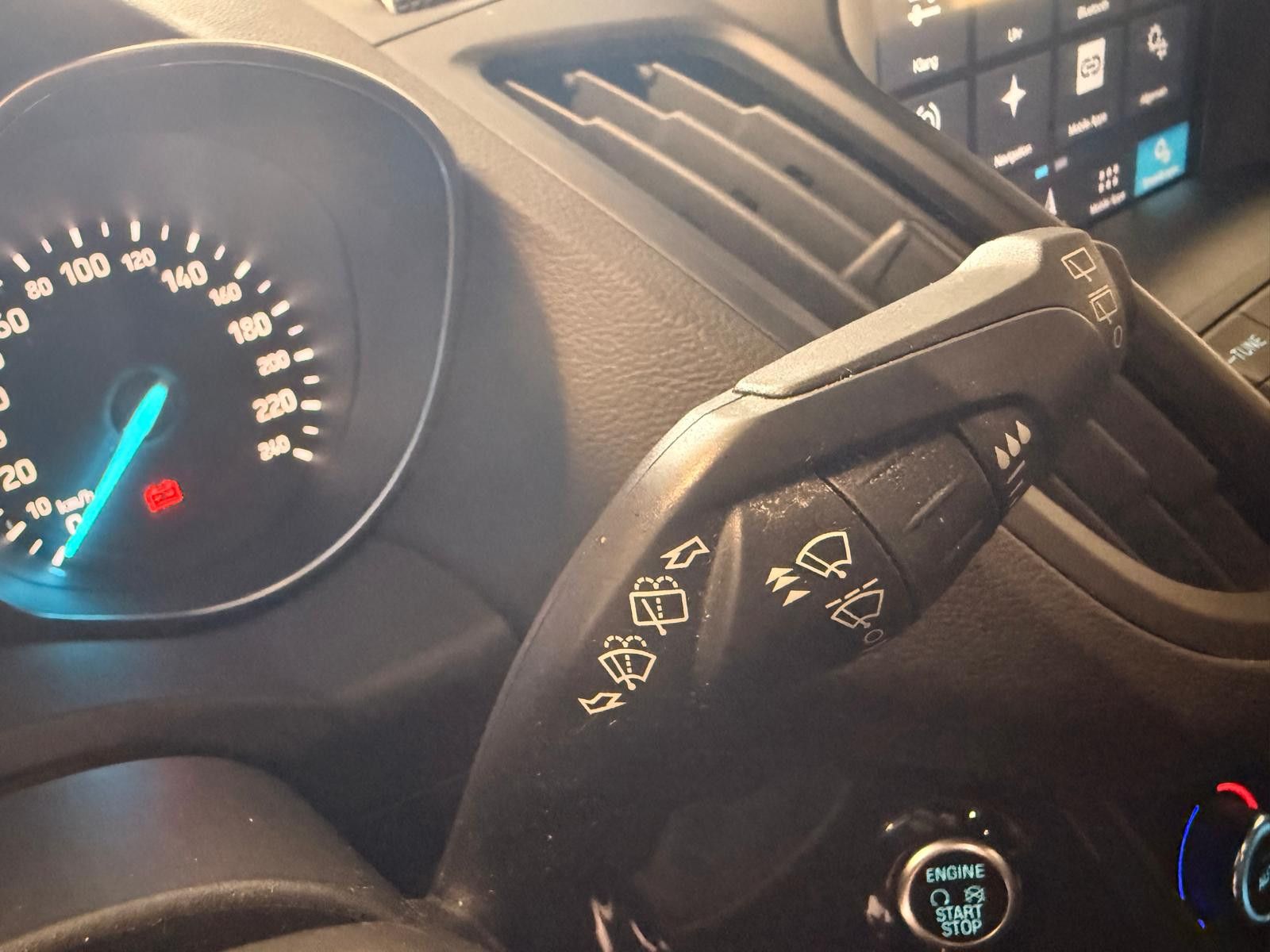 Fahrzeugabbildung Ford Kuga ST-Line / NAVI/ KLIMA/AHK/ALLRAD