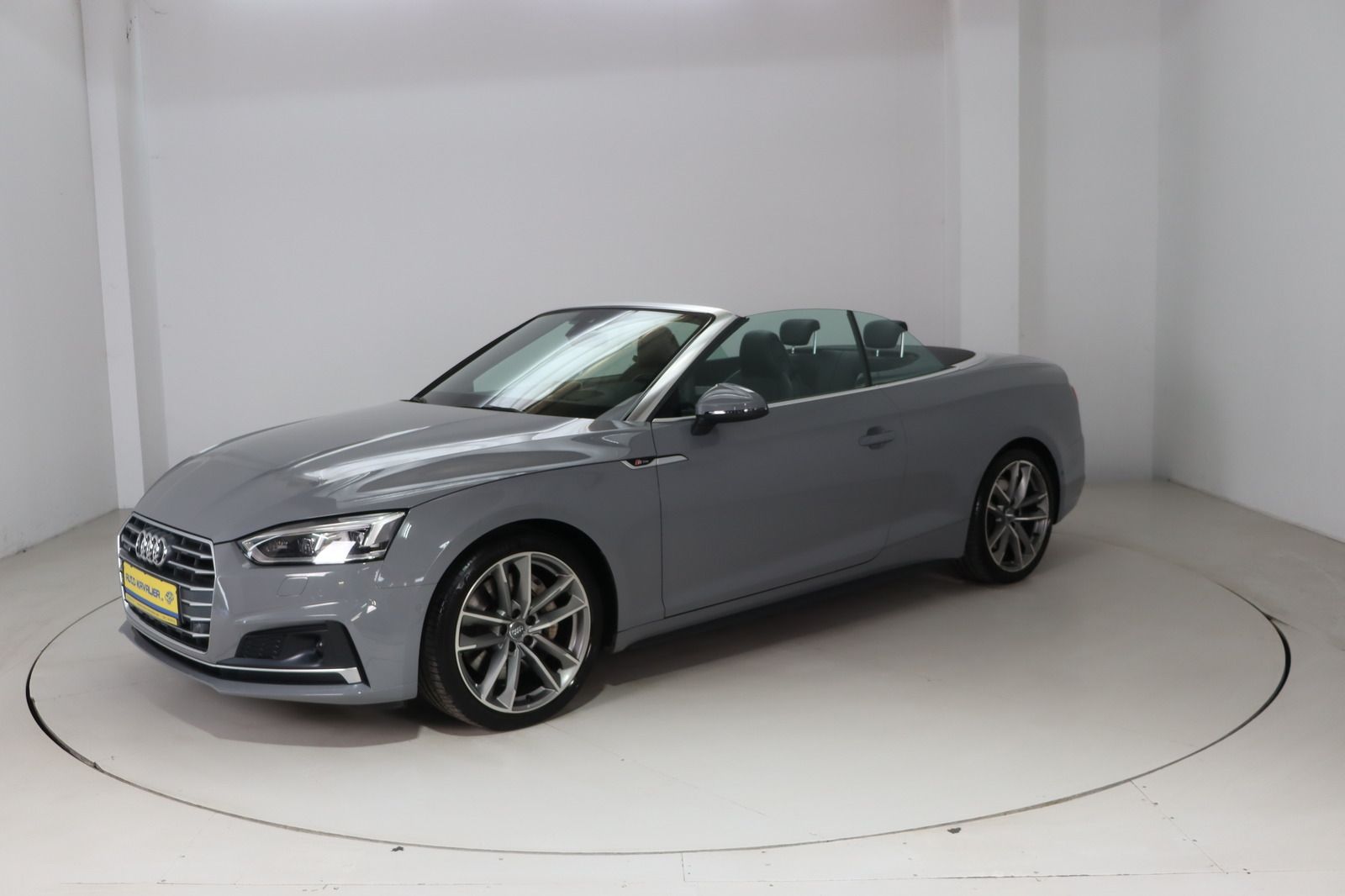 Fahrzeugabbildung Audi A5 Cabriolet 3.0 TDI Quattro S-line