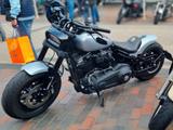 Harley-Davidson Fat Bob 114 - BEHINDERTEN UMBAU BENZIN