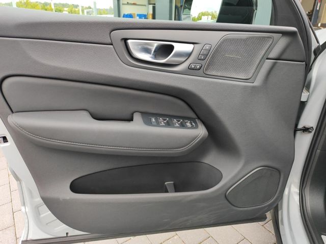 VOLVO XC 60 (Bild 16 von Array)