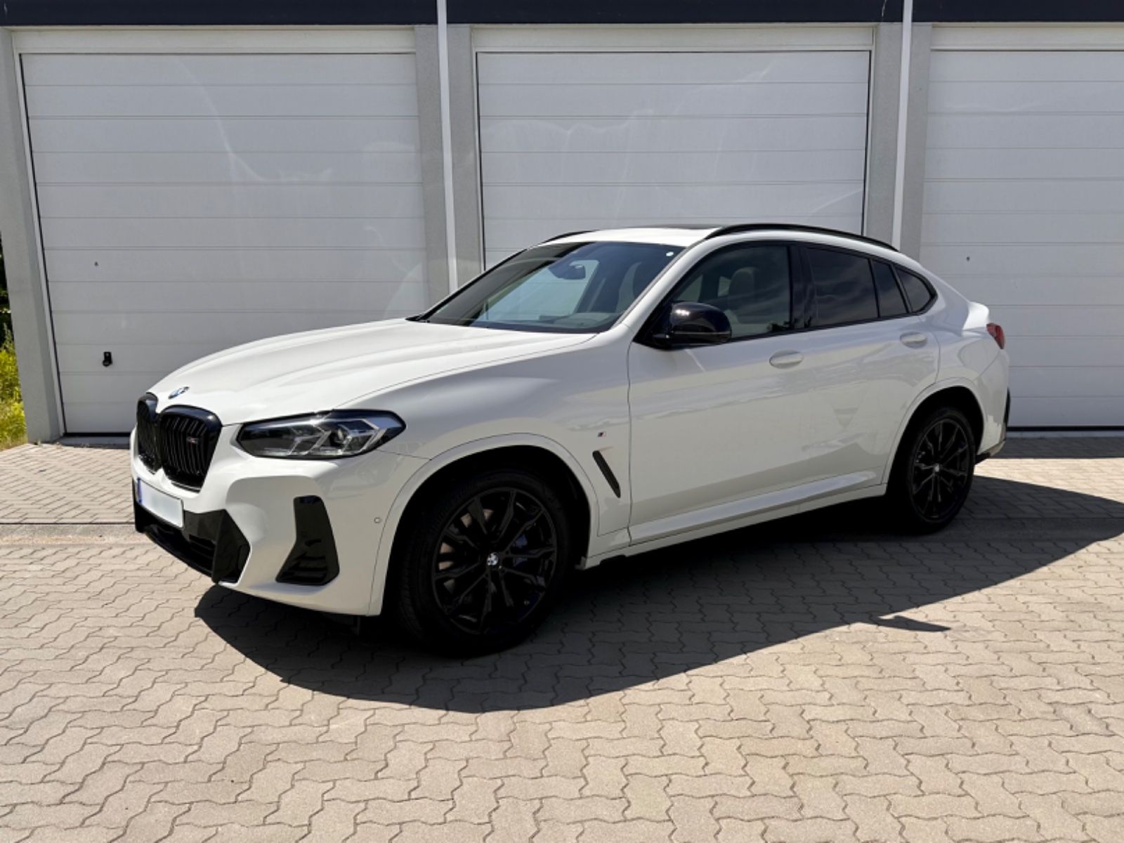 Fahrzeugabbildung BMW X4 M40i*HUD*Pano - *Miete*Mietkauf*