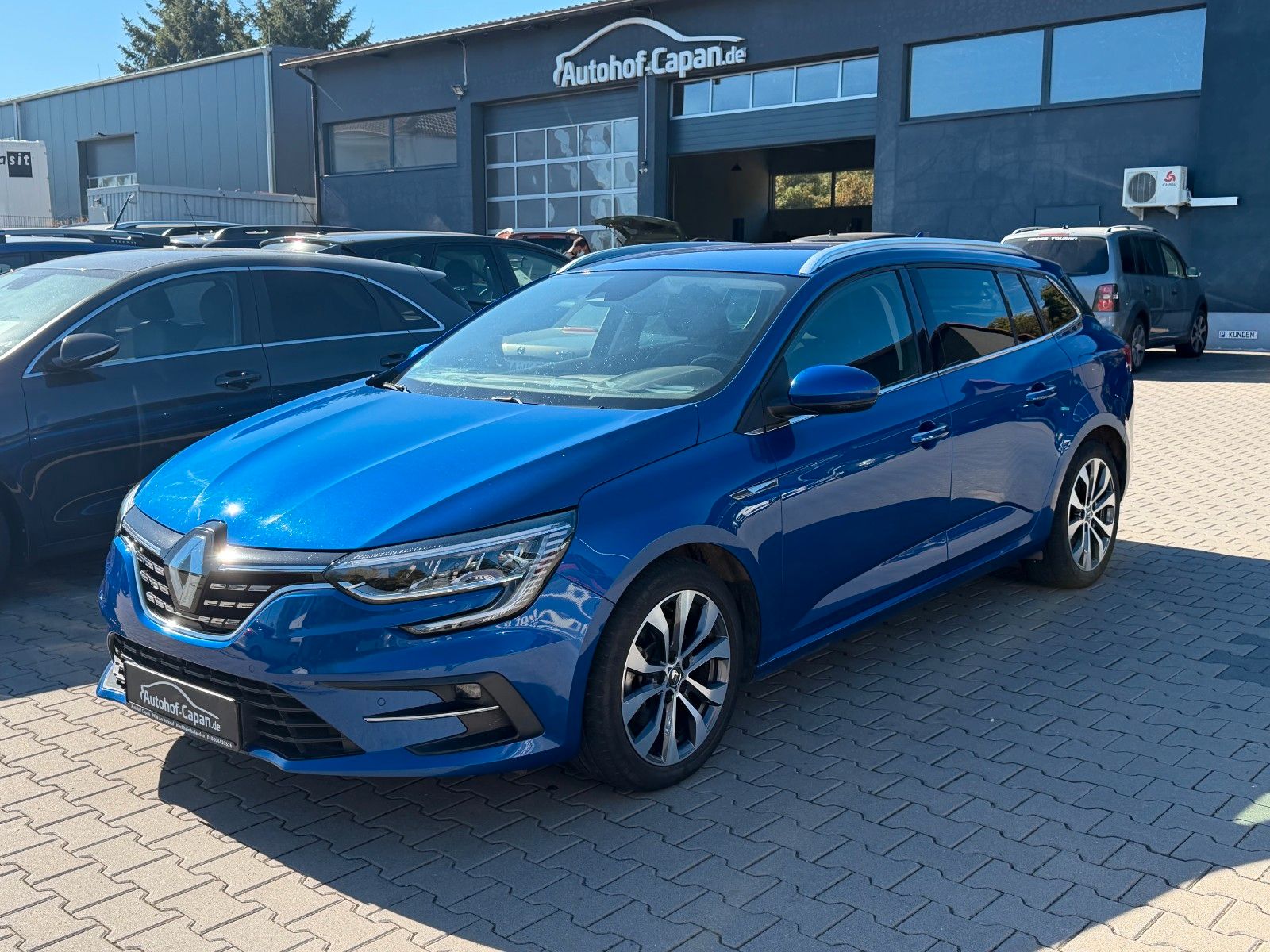 Renault Megane IV Grandtour/Navi/Hybrid/R-Kamera/SHZ/PDC