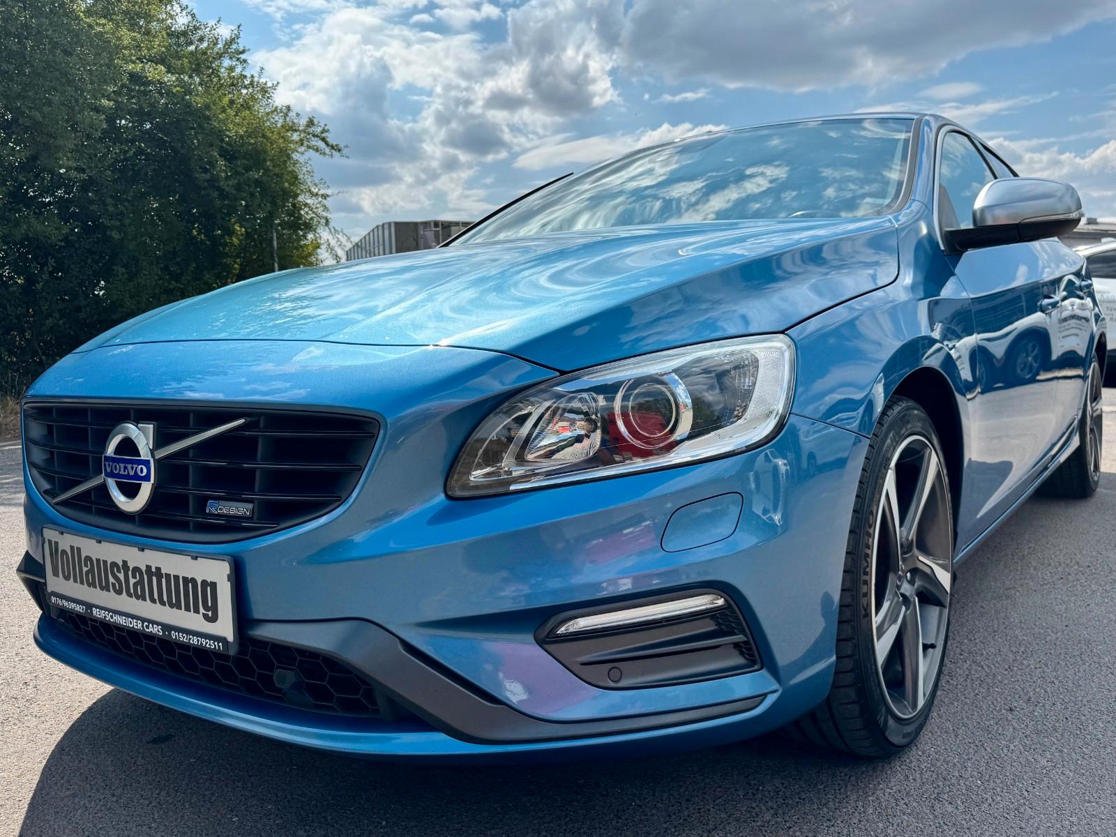 Volvo V60 Kombi R-Design*Navi*Kamera*LED*