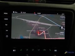 Fahrzeugabbildung Skoda Octavia Combi Style Navi SiHz StdHz ACC RFK DAB
