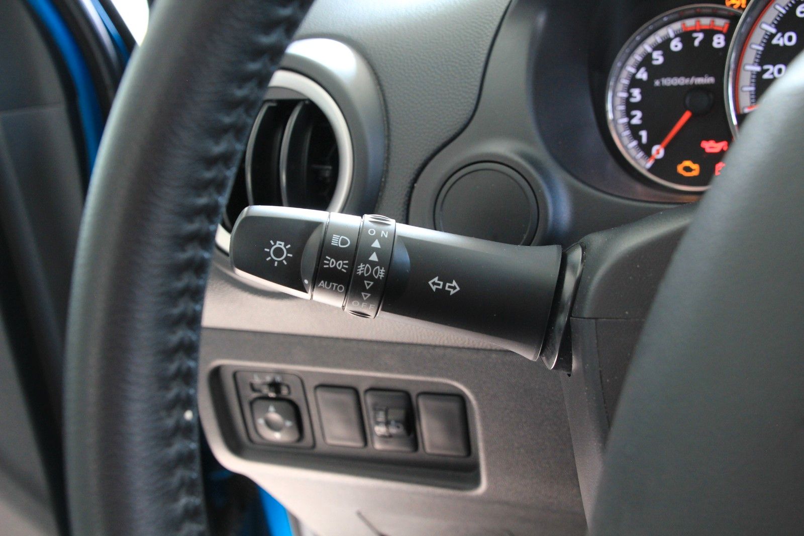 Fahrzeugabbildung Mitsubishi Space Star Select+