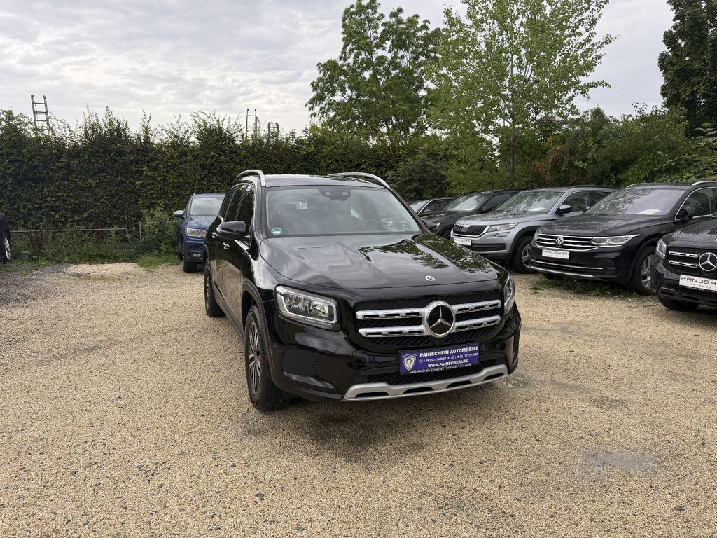 Image of Mercedes-Benz GLB 200