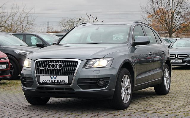 Audi Q5 2.0 TDI QUATTRO/VOLLSH/PDC/KLIMA/AHK/8FACH