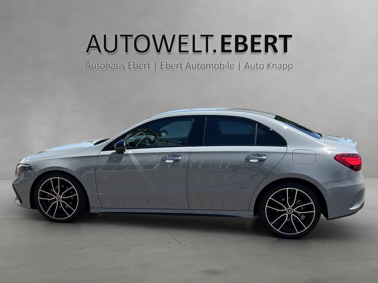 Fahrzeugabbildung Mercedes-Benz A200d Limo AMG SpecialEdition AHK Standhz DISTRO