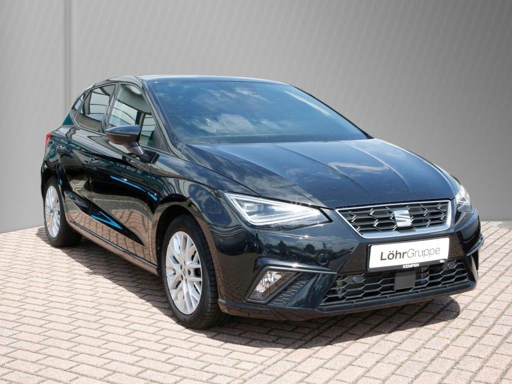 Seat Ibiza 1.5 TSI DSG FR 17" LM NAVI LED RFK ACC SHZ imagem 3