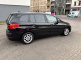 BMW 218i Steptronic | 55 Tkm | Navi | LED | TÜV 2027 - schwarze BMW 218 Gran Tourer