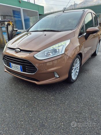 Ford b max full optional