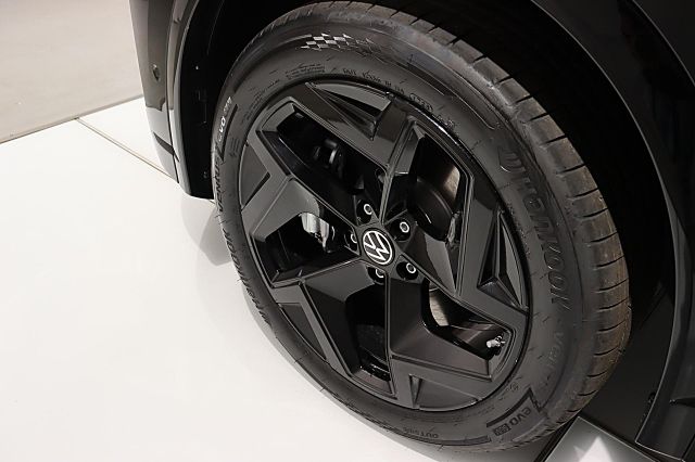 Tiguan R-Line 1.5l eHybrid DSG AHK BlackStyle An