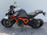 KTM 1390 Super Duke R Evo mit Techpack - KTM 1390 Super Duke R EVO