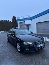 Audi A4 2.0 TDI 130kW - Audi A4 aus 2012: TDI