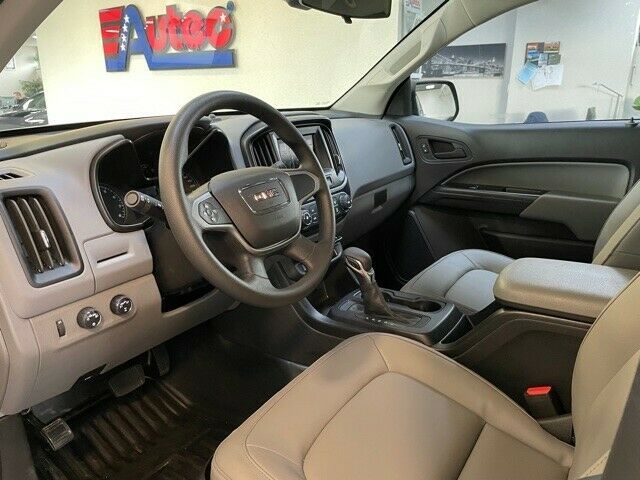 Fahrzeugabbildung GMC GMC CANYON ELEVATION V-6 EXT. CAB 4x4-1.HAND