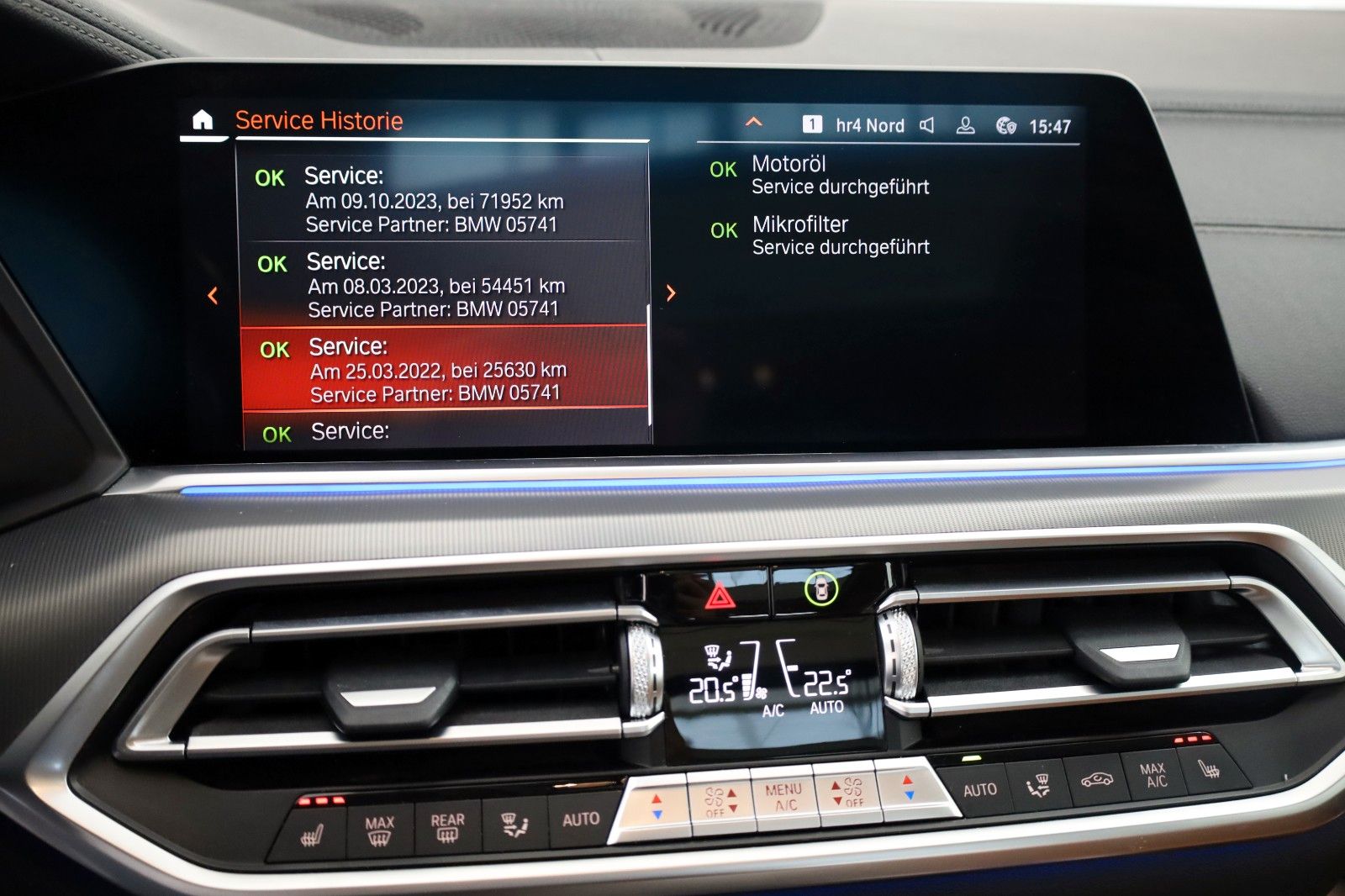 Fahrzeugabbildung BMW X6 30d xDrive Leder,Navi,LED,ACC,PanDach,ParkPak