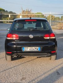 Volkswagen Golf - 4