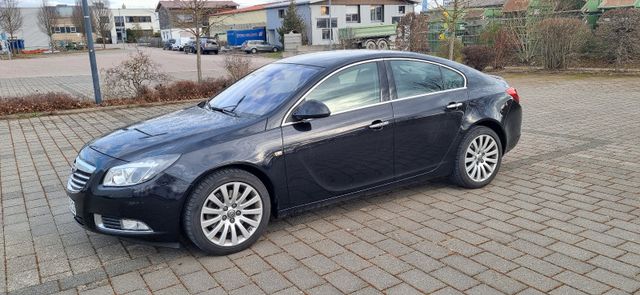 Opel Insignia A Lim. Cosmo 4x4 Leder Xenon 1.Hd