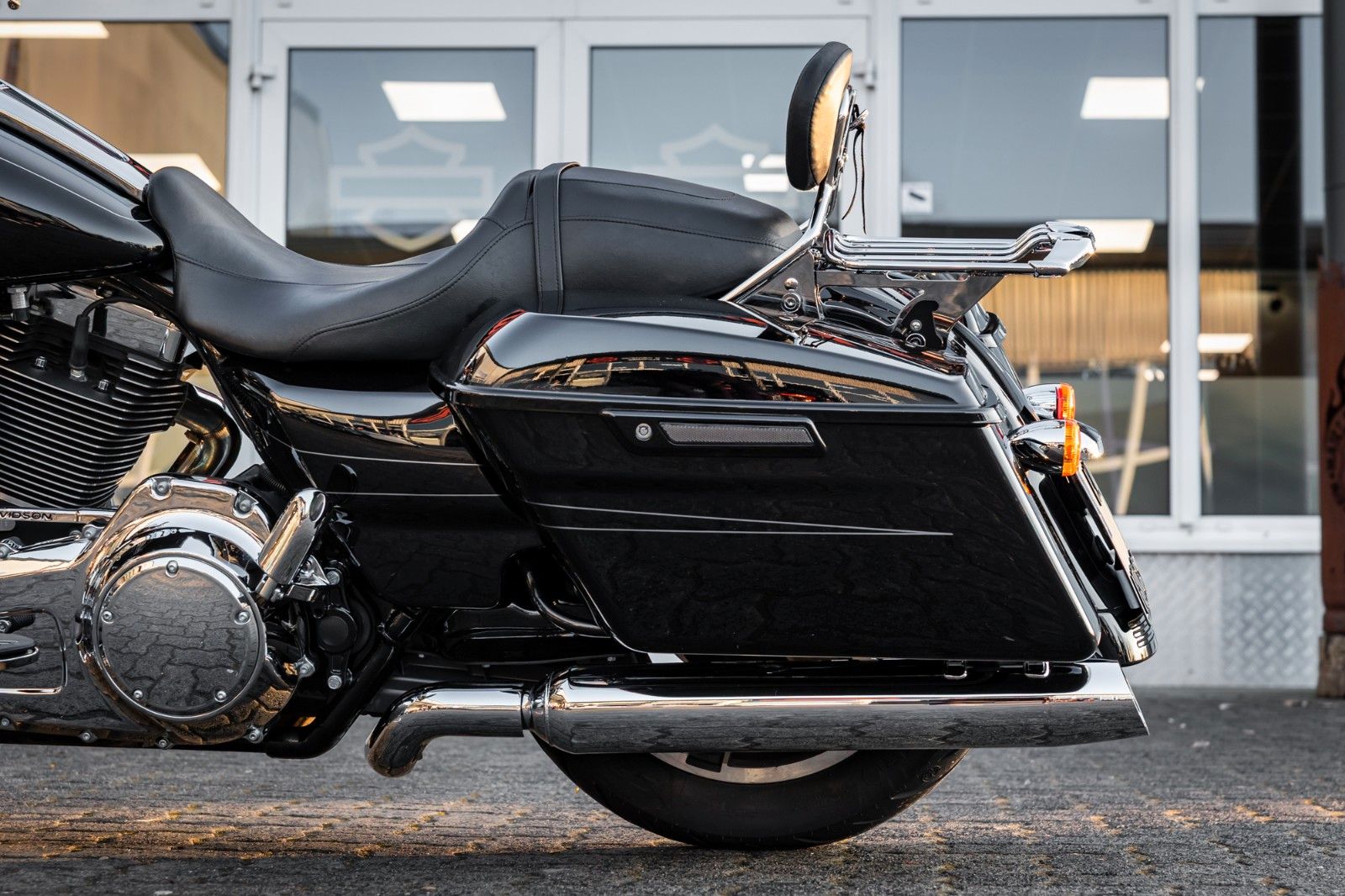 Fahrzeugabbildung Harley-Davidson Harley-Davidson STREET GLIDE SPECIAL FLHXS