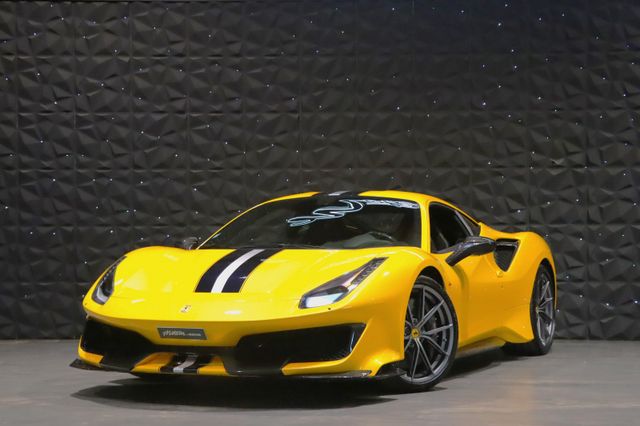 Ferrari 488 Pista - Lift - Carbon - Stripes - Harness