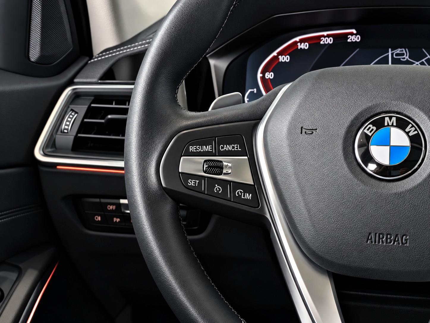 BMW 330d xDrive SAG LUXURY LEDER VIRTUAL  PANO LED