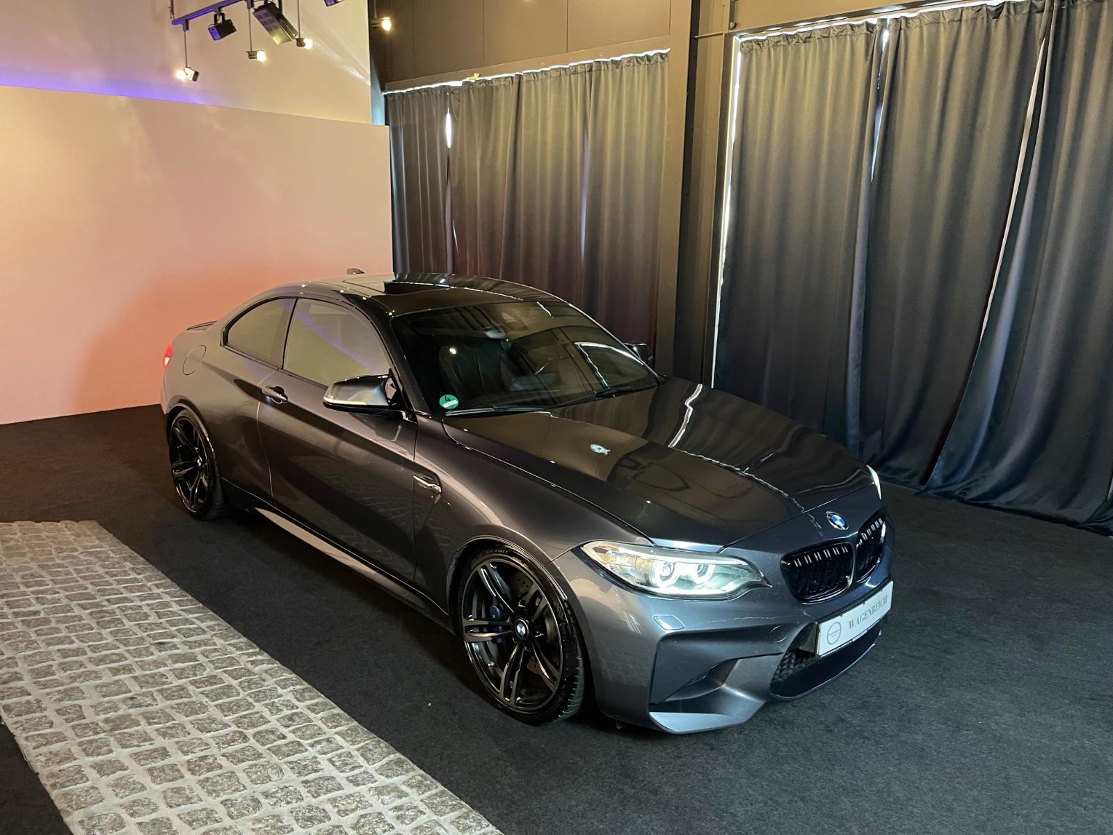 BMW M2 Coupe / CarPlay / Drivers Package /
