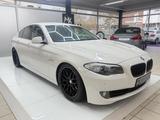 BMW 535i *AUT*PDC*MULTI*XEN*TEMP*SPORT*BI XENON - BMW 535 mit Benzin-Antrieb