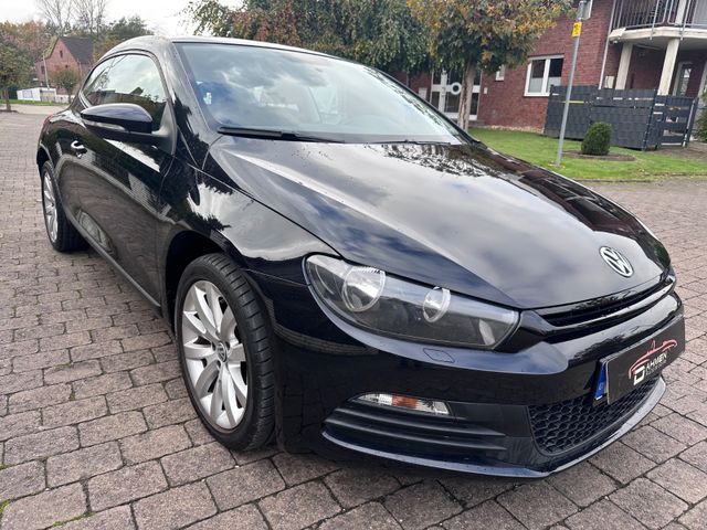 Volkswagen Scirocco 1.4 TSI 90 kW*AC-A*PDC*NAV*TOUCH