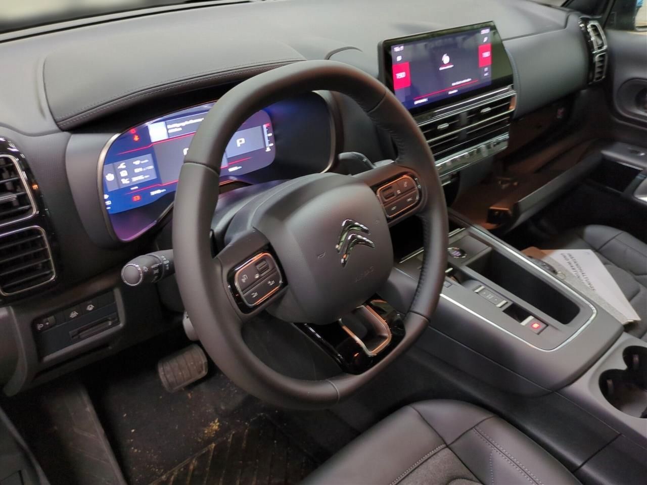 Fahrzeugabbildung Citroën C5 Aircross BlueHDi 130 EAT8 Max Automatik Navi