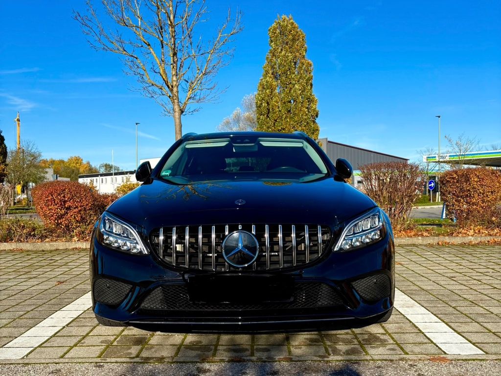 Image of Mercedes-Benz C 220