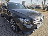 Mercedes-Benz E 200 Kombi Avantgarde Navi LED High Perform. SH