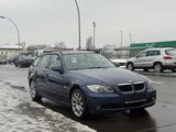 BMW 320 3 Touring 320d Panorama! - BMW 320 aus 2006: 320d