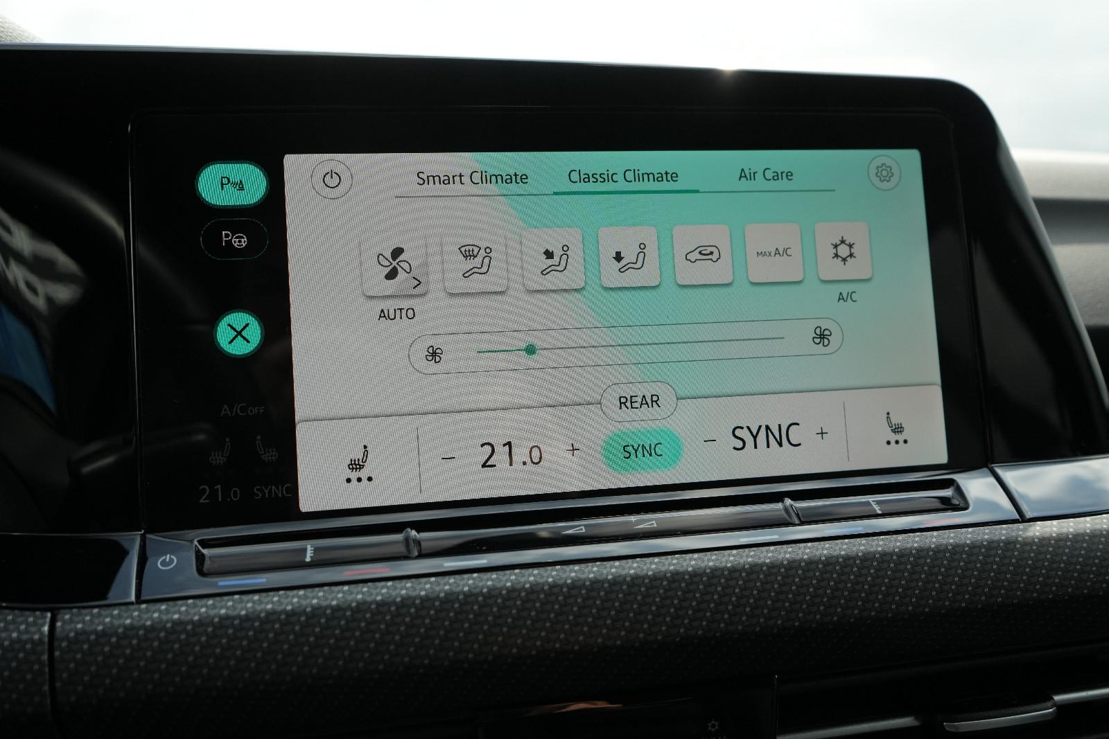 Volkswagen Golf VIII Lim. R-Line eTSI LED LHZ ACC DCC, миниатюра 17