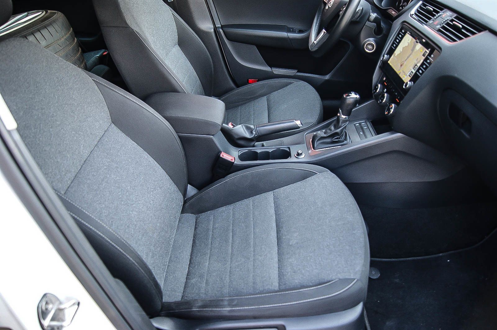 Fahrzeugabbildung SKODA Octavia Combi 20TDI DSG Soleil SPORT-FW KAMERA