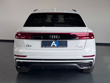 Audi Q8 - 9