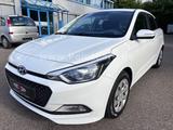 Hyundai i20 1.2 16V Go *1.HAND-EURO 6-WR-KLIMA* - Hyundai i20: Weiß