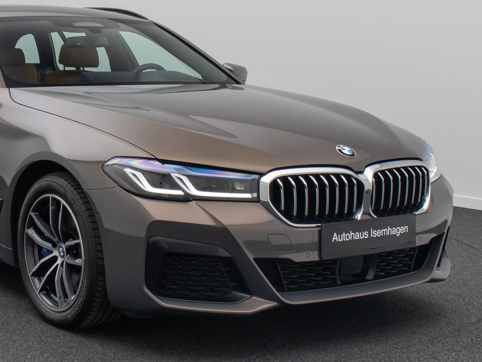 Fahrzeugabbildung BMW 530e M Sport 360°Laser HUD DAB Panorama H/K 18"