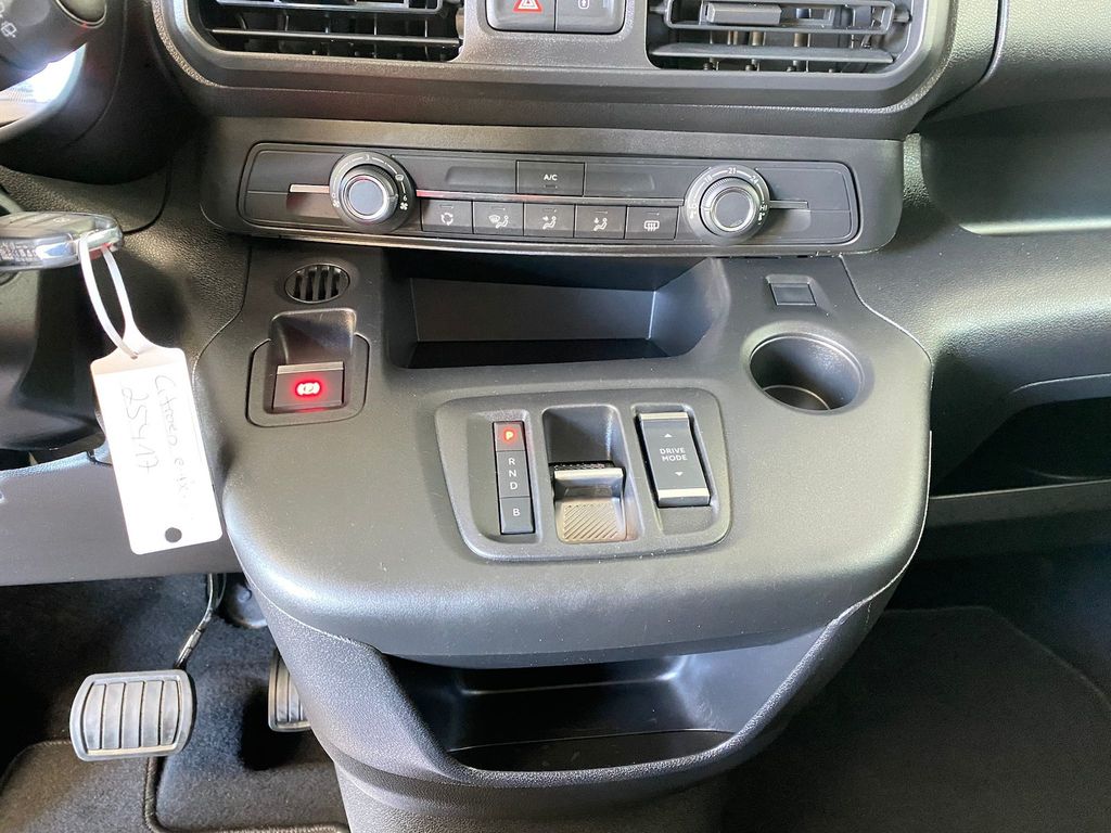 Citroen Berlingo M 136 LIVE PACK*NAVI*TEMP*PDC*5XSITZE