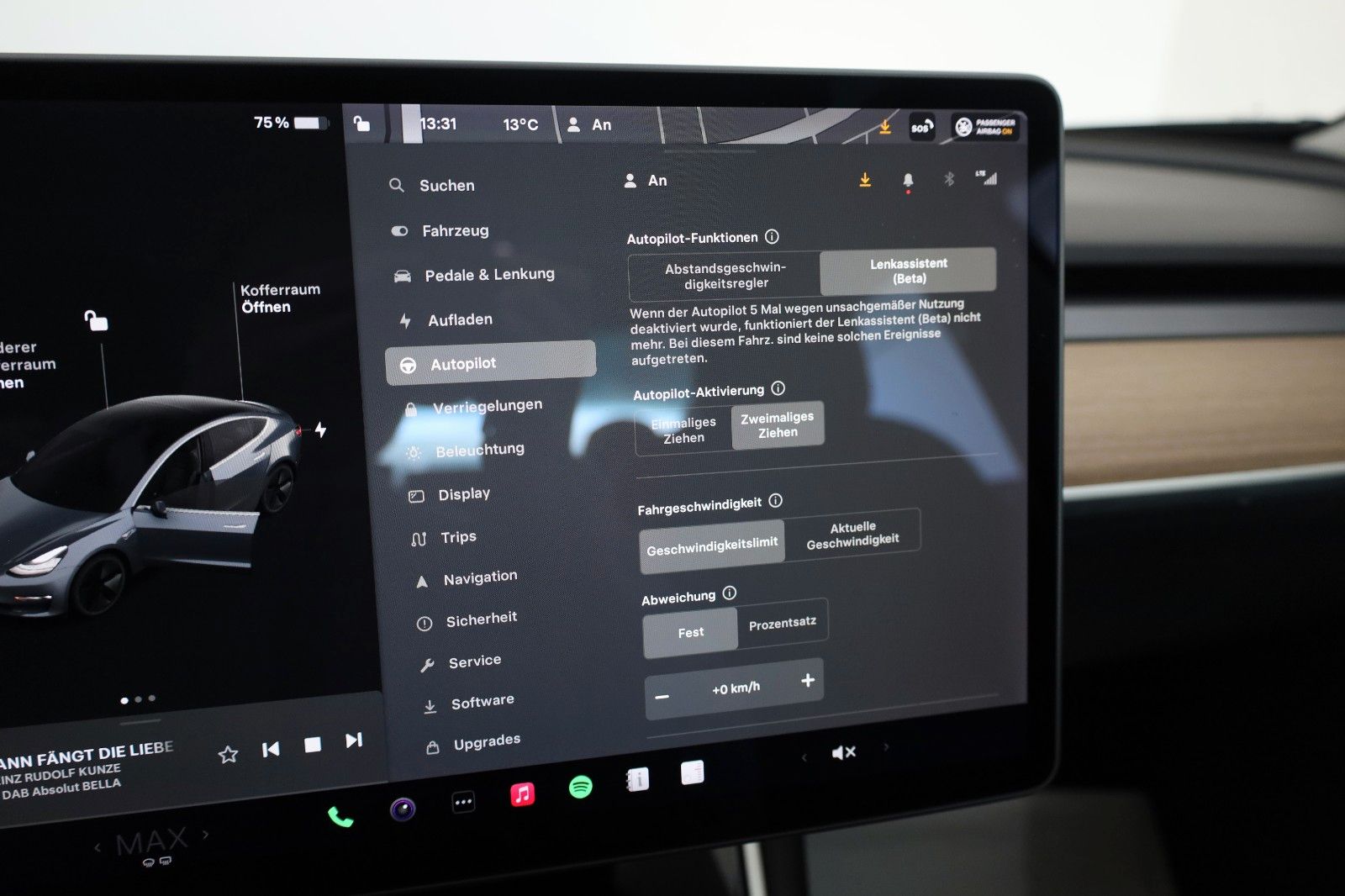 Fahrzeugabbildung Tesla Model 3 Long Range Dual AWD,360Kamera,Panorama