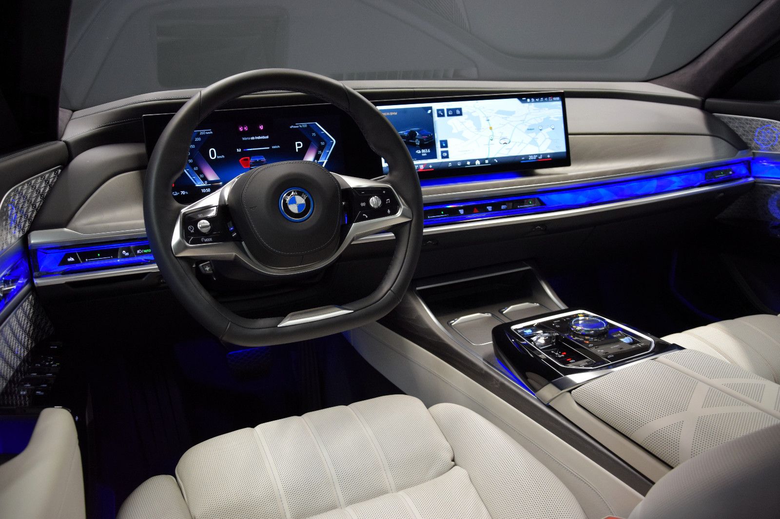 Fahrzeugabbildung BMW i7 xDrive 60 Design Pure Exce Fond-Ent. Kristall