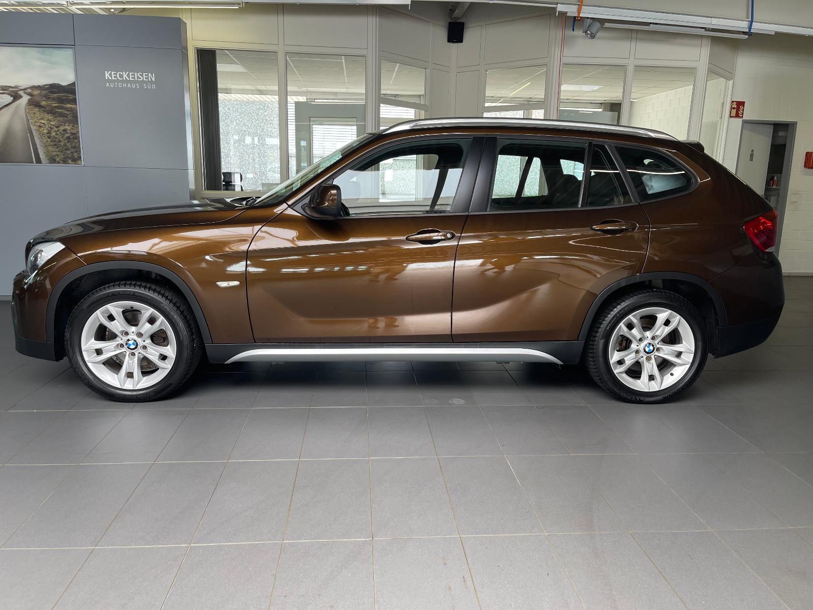 BMW X1 sDrive20d 163 ch • 1ère main • Pano • Harman Kardon • Xenon • PDC