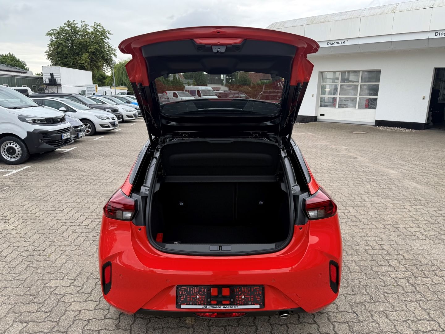 Fahrzeugabbildung Opel Corsa F YES SHZ+LHZ+Allwetter