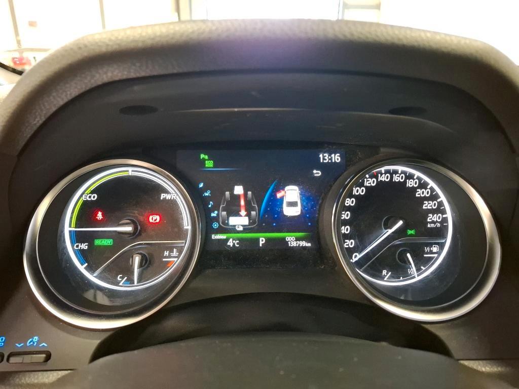 Toyota Camry Hybrid Business Edition