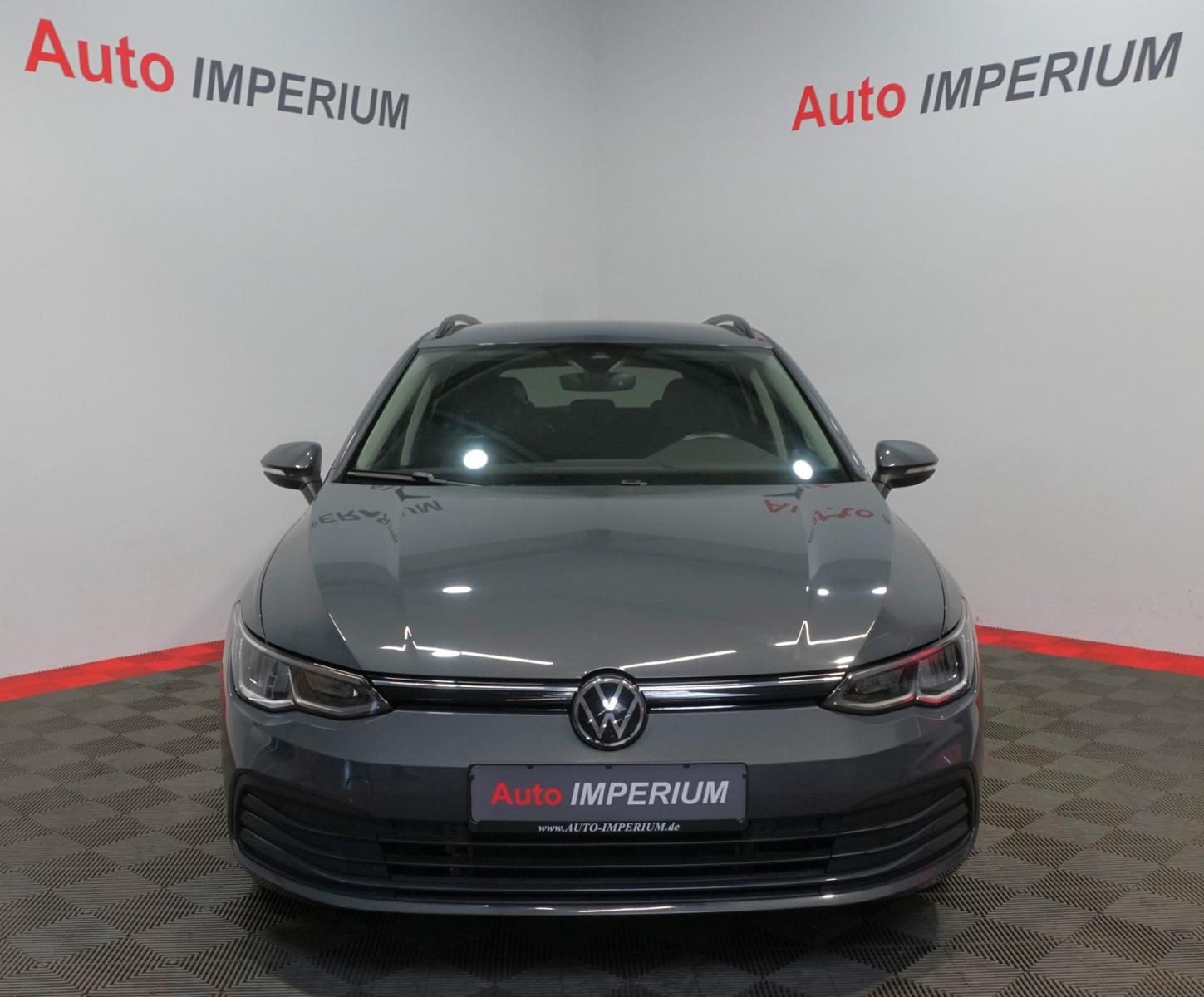 Volkswagen Golf VIII Variant Life 2.0 TDI *LED*NAVI*DAB*