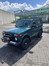 Lada Niva Modell M Taiga mit vielen Extras - Lada: Allradantrieb, M