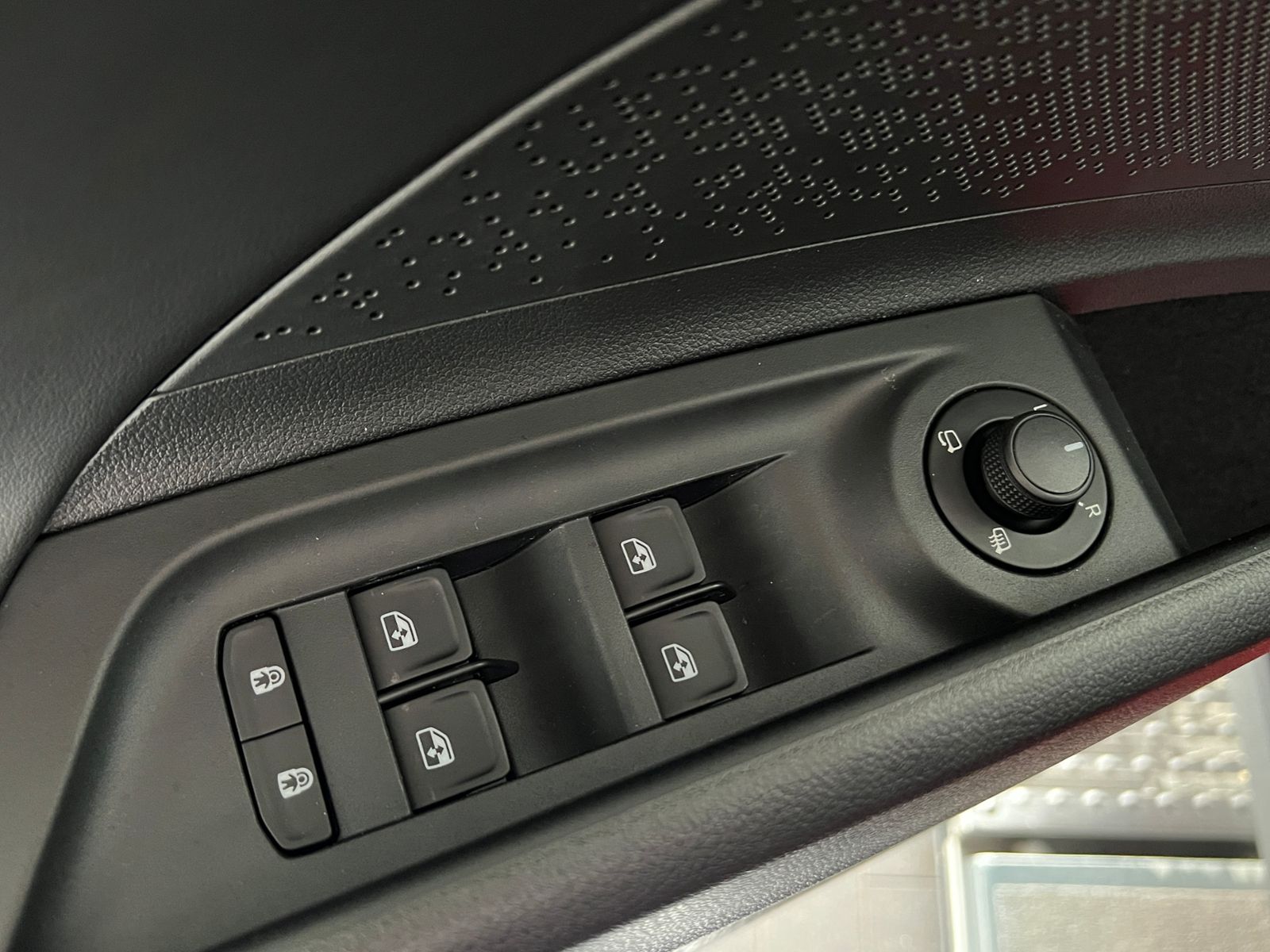 Fahrzeugabbildung SKODA Elroq 60 Sportline *AHK, Matrix-LED, Kamera*