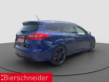 Ford Focus - 8