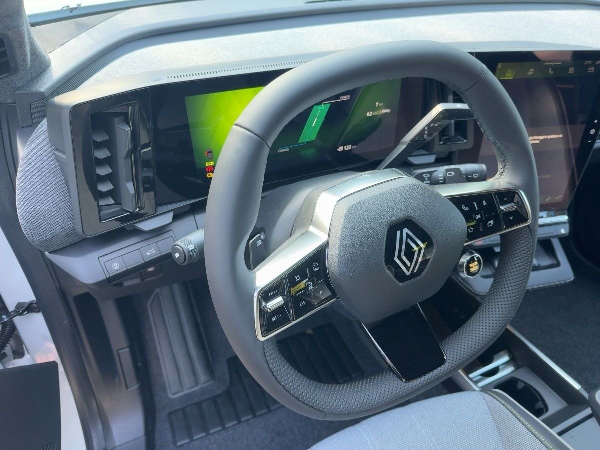 Fahrzeugabbildung Renault Scenic E-Tech 100% ele Techno 220 Long Range